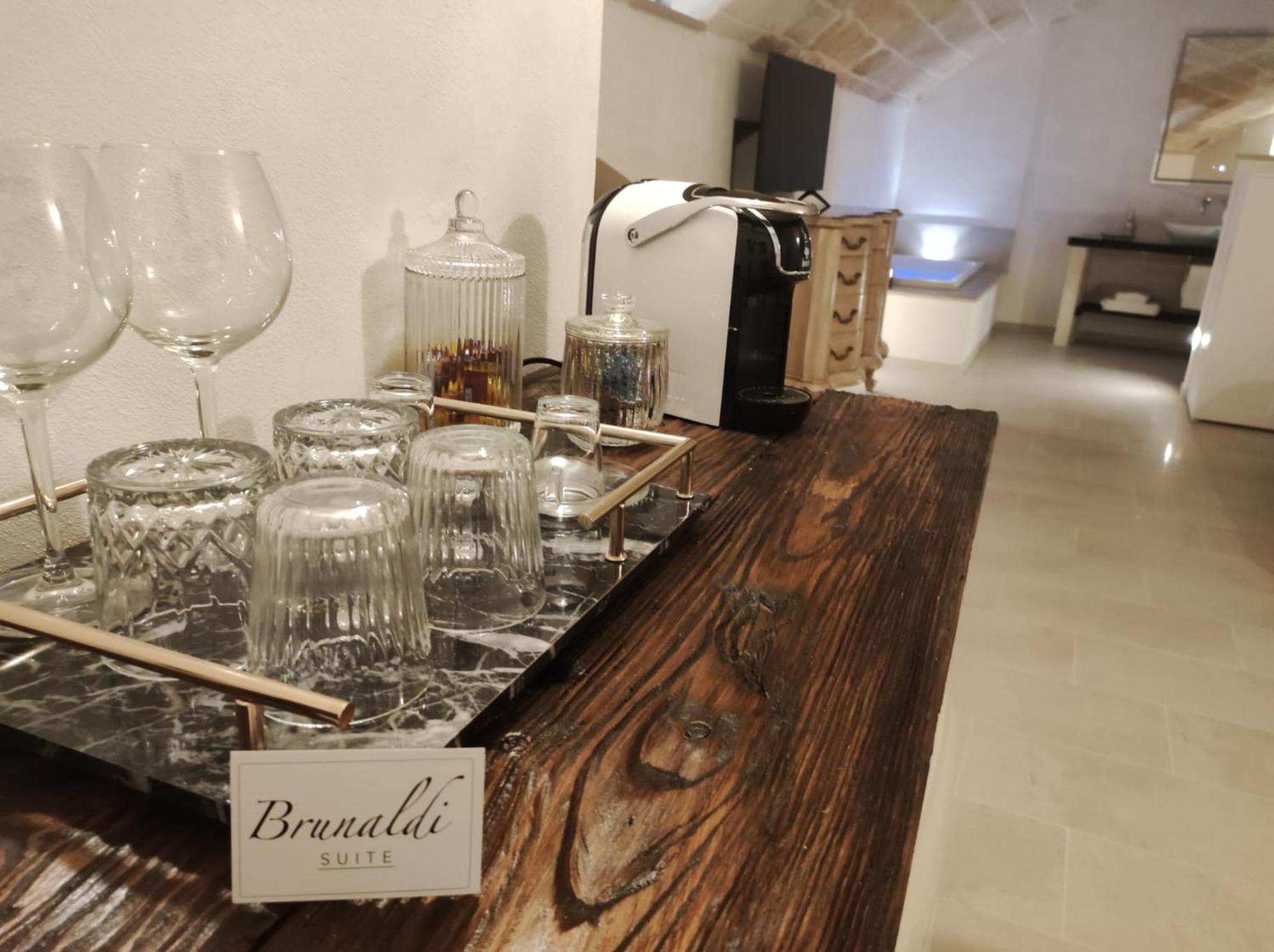 Brunaldi Suite モノーポリ 部屋 写真